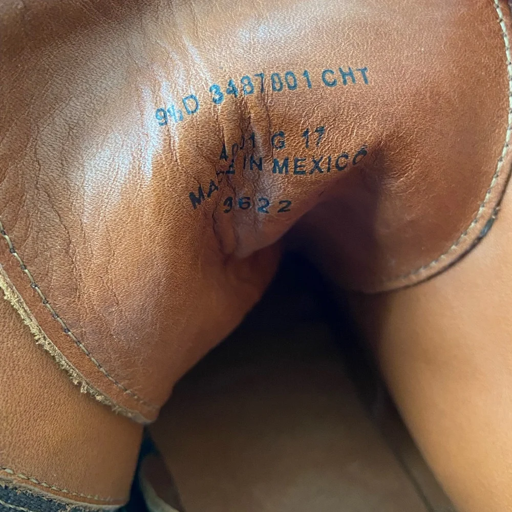 NWT FRYE LACE UP BOOTS - Picture 10 of 10